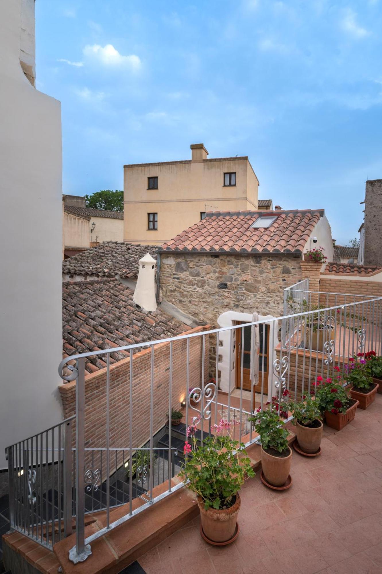 Domo Incantos Galtelli Exterior photo